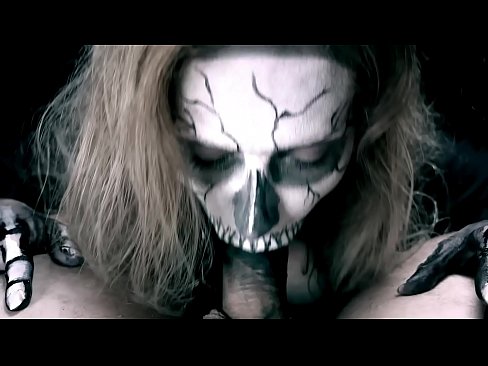 ❤️ Demon girl zuigt pik met haar zwarte mond en slikt sperma. ❤❌ Beautiful porno at us nl.zhangshumeng.top ❌❤